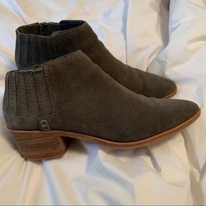 Dark Gray/Green Dolce Vita Bootie
